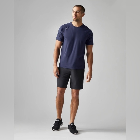 XL Rhône tee shirt casual and workout athletic shirt in navy blue - Picture 3 of 11